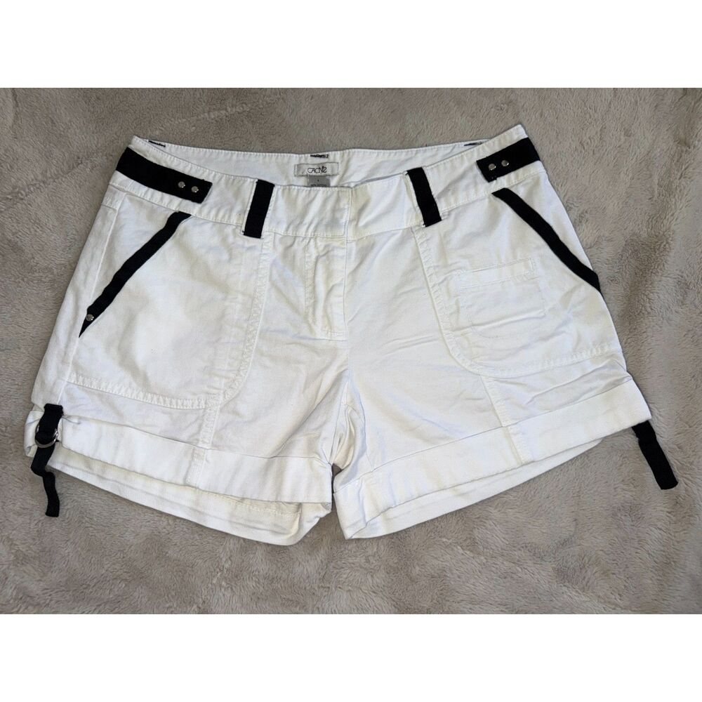 Cache Y2K White Black Grosgrain Trim Cargo Shorts D-Ring Hardware Size 6